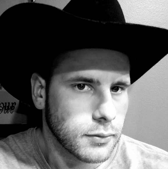 Meet your Posher, Brandon - Picture 1 of 1